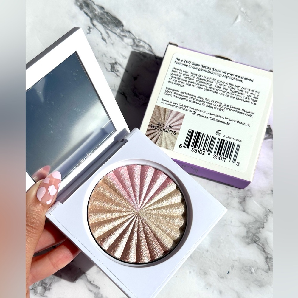 Ofra Cosmetics Highlighter